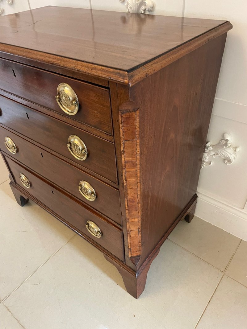 Small Antique George III Quality Mahogany Chest of Four Drawers - Image 10